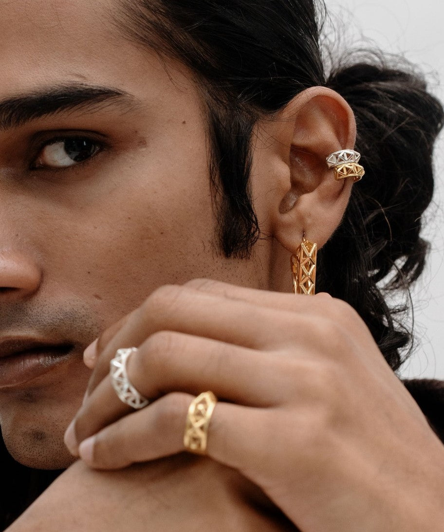 Truss earcuff