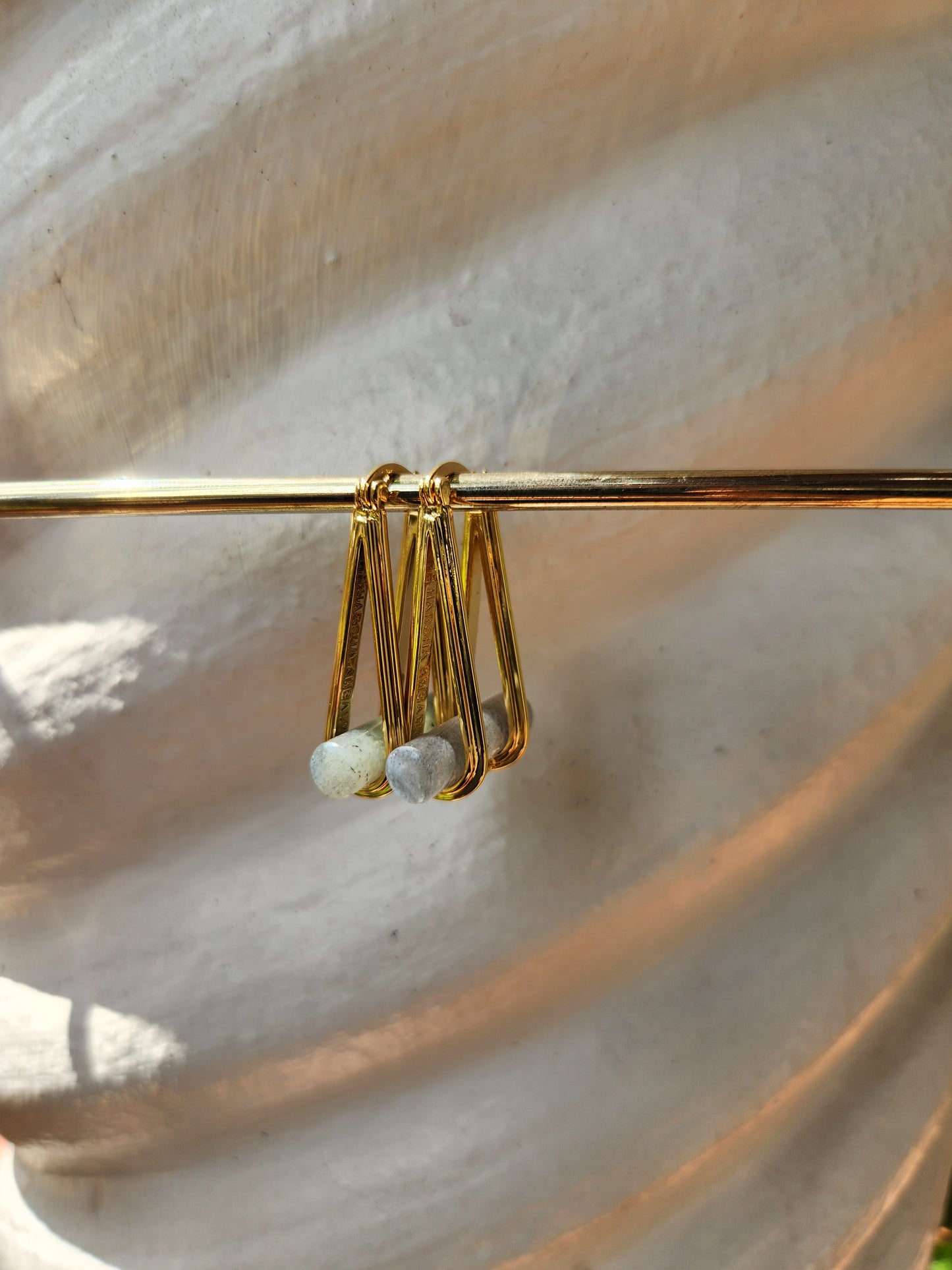 Bridge hoops