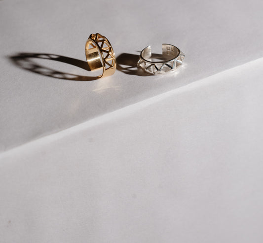 Truss earcuff
